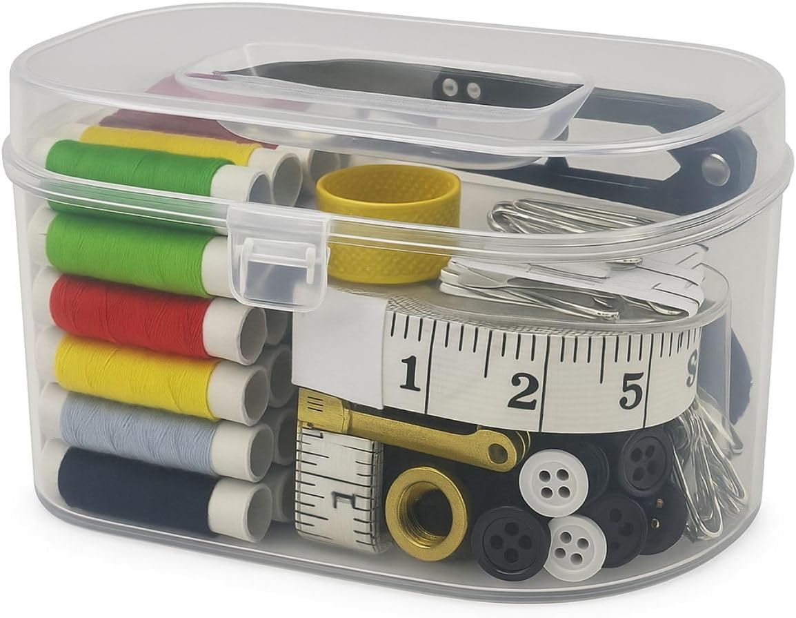 Kit Costura com Tesoura Agulhas Linhas Coloridas Fita Métrica e Acessórios em Estojo Plástico 55 Peças Premium